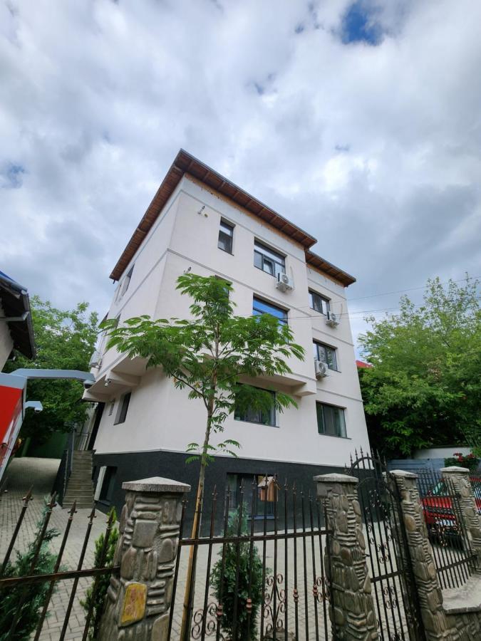 Boutique City Retreats Apartments Iasi Exterior foto